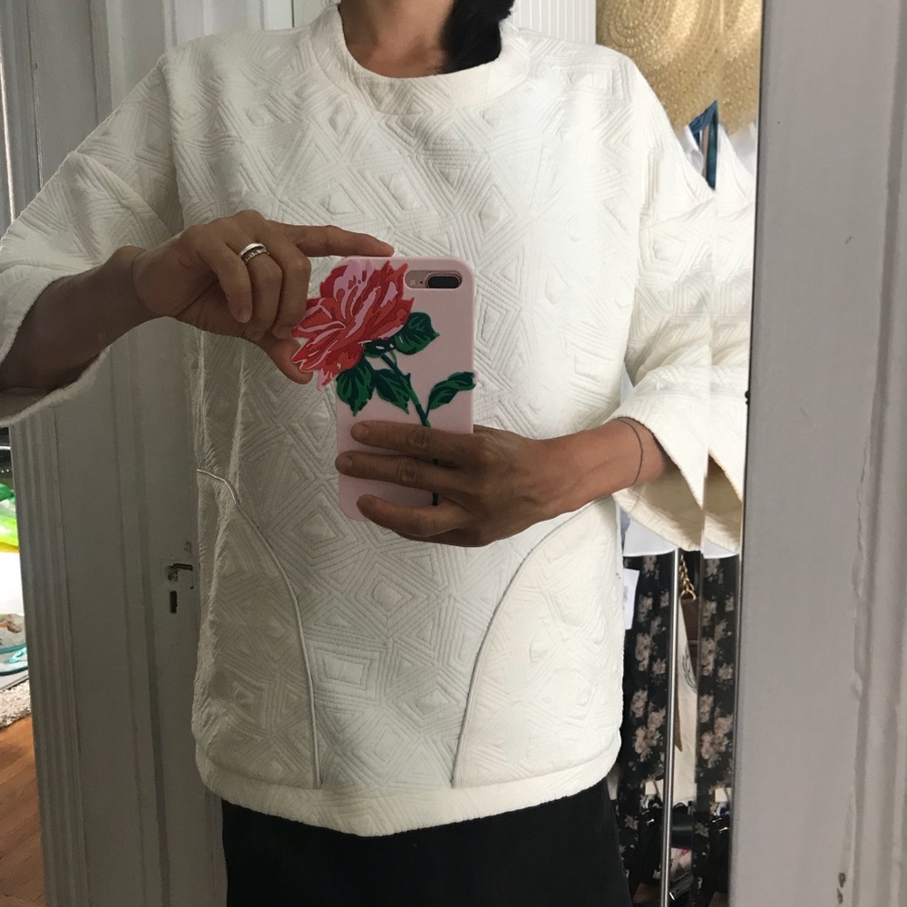 BCBG SWEAT SHIRT